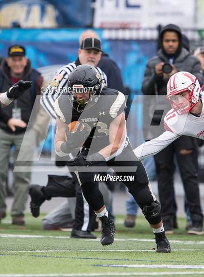 Thumbnail 3 in Avonworth vs. Southern Columbia Area (PIAA 2A Championship) photogallery.