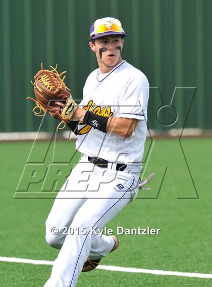 Thumbnail 2 in Sanger vs Princeton (UIL 4A Region 2 Area) photogallery.
