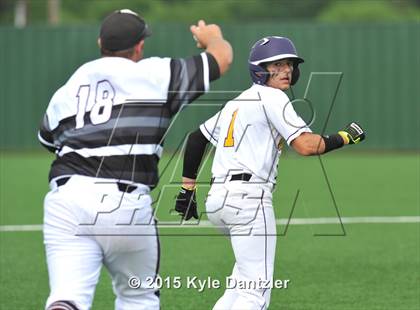Thumbnail 1 in Sanger vs Princeton (UIL 4A Region 2 Area) photogallery.