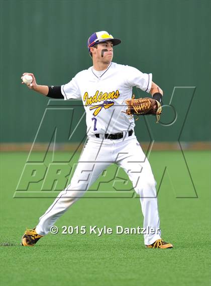 Thumbnail 1 in Sanger vs Princeton (UIL 4A Region 2 Area) photogallery.