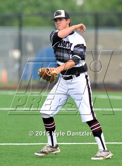 Thumbnail 2 in Sanger vs Princeton (UIL 4A Region 2 Area) photogallery.