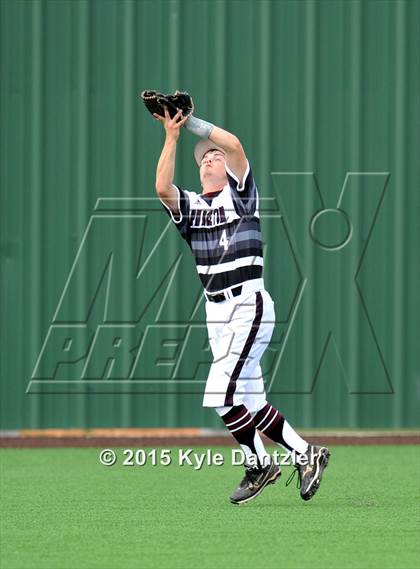 Thumbnail 1 in Sanger vs Princeton (UIL 4A Region 2 Area) photogallery.