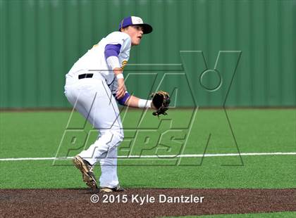 Thumbnail 1 in Sanger vs Princeton (UIL 4A Region 2 Area) photogallery.