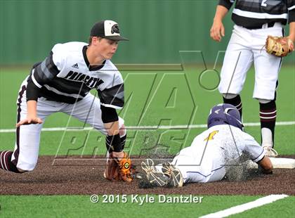 Thumbnail 2 in Sanger vs Princeton (UIL 4A Region 2 Area) photogallery.