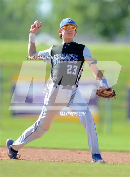 Thumbnail 2 in Bourgeois @ Thibodaux photogallery.