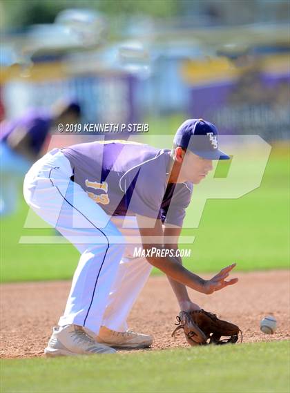 Thumbnail 3 in Bourgeois @ Thibodaux photogallery.