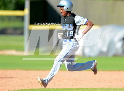 Thumbnail 2 in Bourgeois @ Thibodaux photogallery.