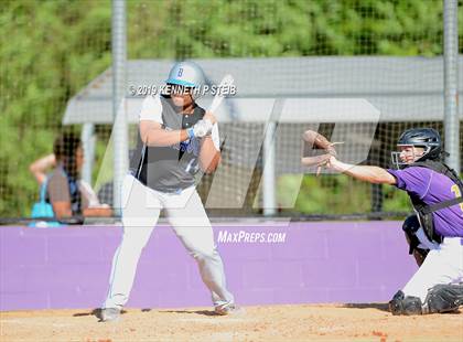Thumbnail 2 in Bourgeois @ Thibodaux photogallery.