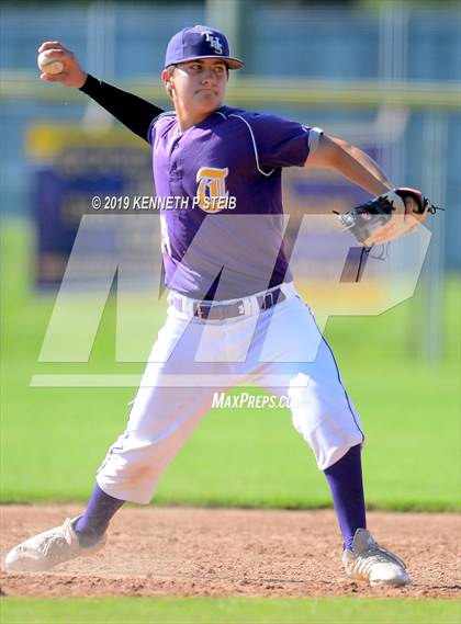 Thumbnail 2 in Bourgeois @ Thibodaux photogallery.