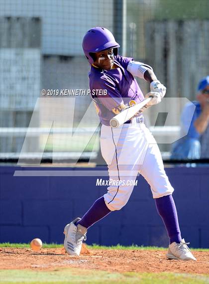 Thumbnail 3 in Bourgeois @ Thibodaux photogallery.