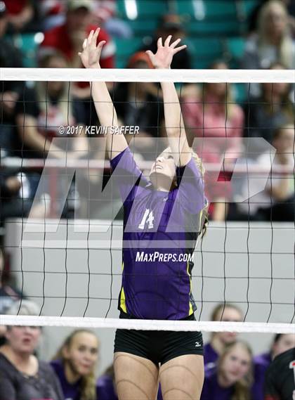Thumbnail 2 in Kit Carson vs. Otis (CHSAA 1A Semifinal) photogallery.