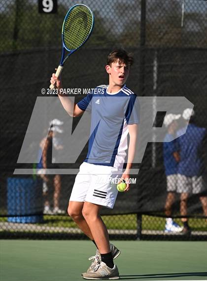 Thumbnail 3 in Jesuit vs Willow photogallery.