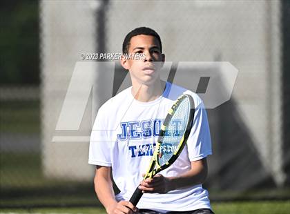 Thumbnail 3 in Jesuit vs Willow photogallery.