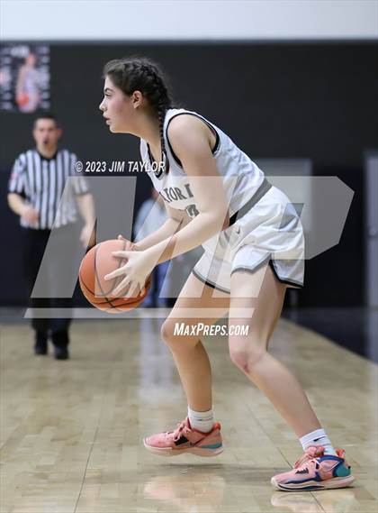 Thumbnail 1 in Woodson @ Graford photogallery.