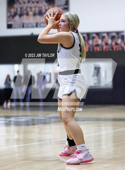 Thumbnail 1 in Woodson @ Graford photogallery.