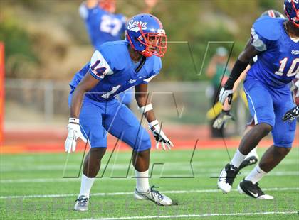 Thumbnail 1 in Serra vs. Desert Ridge (Brothers in Arms Classic) photogallery.