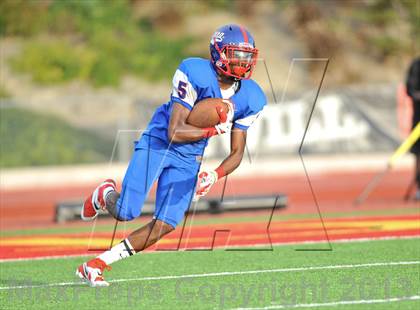 Thumbnail 1 in Serra vs. Desert Ridge (Brothers in Arms Classic) photogallery.