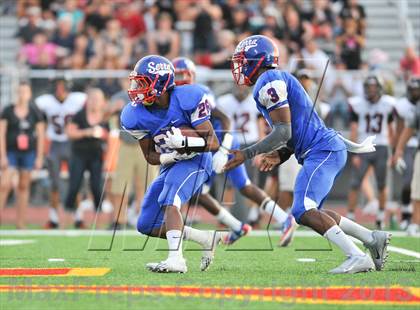 Thumbnail 2 in Serra vs. Desert Ridge (Brothers in Arms Classic) photogallery.