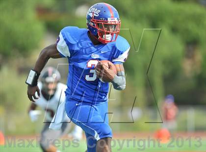 Thumbnail 2 in Serra vs. Desert Ridge (Brothers in Arms Classic) photogallery.