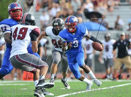 Thumbnail 3 in Serra vs. Desert Ridge (Brothers in Arms Classic) photogallery.