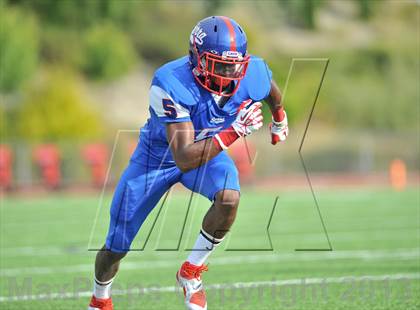 Thumbnail 1 in Serra vs. Desert Ridge (Brothers in Arms Classic) photogallery.