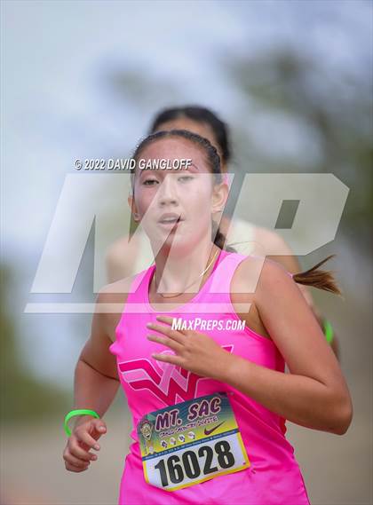 Thumbnail 1 in Mt SAC Invitational (Division 1 - Race 71)  photogallery.