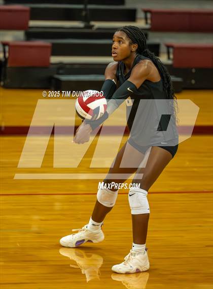 Thumbnail 3 in Cathedral Catholic vs Plano East (Volleypalooza Gold Division Semifinal) photogallery.
