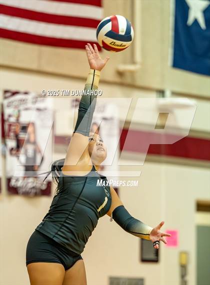 Thumbnail 2 in Cathedral Catholic vs Plano East (Volleypalooza Gold Division Semifinal) photogallery.