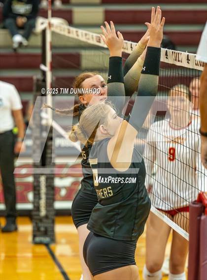 Thumbnail 1 in Cathedral Catholic vs Plano East (Volleypalooza Gold Division Semifinal) photogallery.