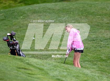 Thumbnail 2 in CHSAA 4A State Championship - Day 2 photogallery.