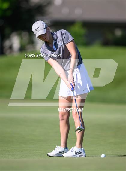 Thumbnail 3 in CHSAA 4A State Championship - Day 2 photogallery.