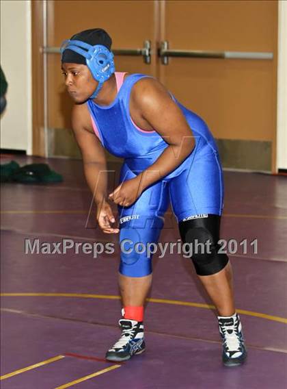 Thumbnail 2 in CIF State Girls Wrestling Championships (Semifinals) photogallery.
