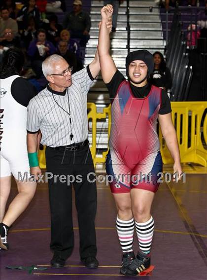 Thumbnail 2 in CIF State Girls Wrestling Championships (Semifinals) photogallery.