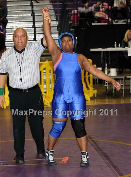Thumbnail 1 in CIF State Girls Wrestling Championships (Semifinals) photogallery.