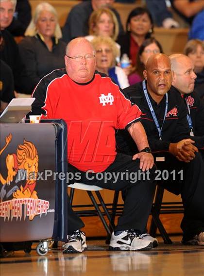 Thumbnail 1 in Mater Dei vs. Lincoln (MaxPreps Holiday Classic) photogallery.