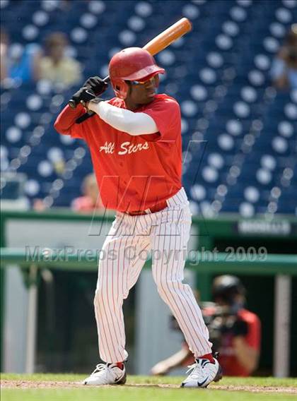 Thumbnail 1 in Congressional Bank Classic All-Star Game photogallery.