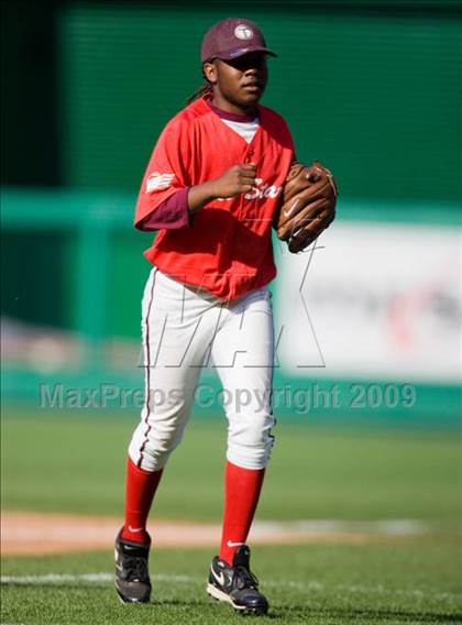 Thumbnail 1 in Congressional Bank Classic All-Star Game photogallery.