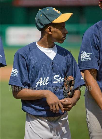 Thumbnail 2 in Congressional Bank Classic All-Star Game photogallery.