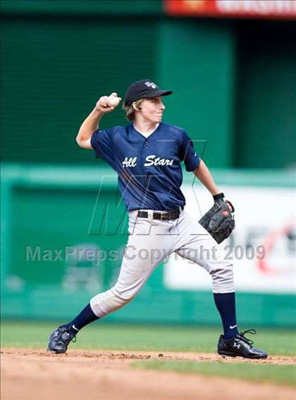 Thumbnail 2 in Congressional Bank Classic All-Star Game photogallery.