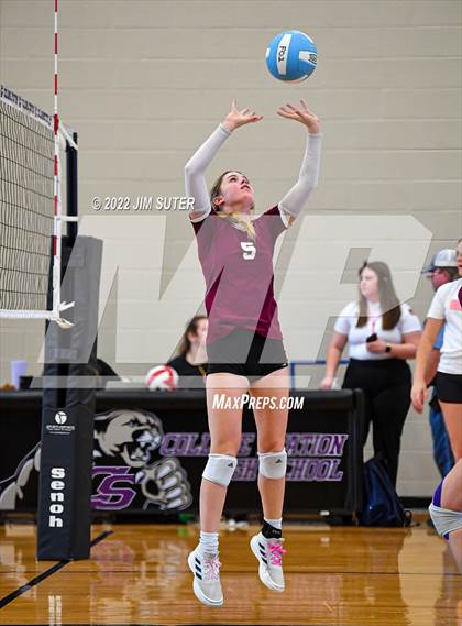 Thumbnail 3 in FR: College Station vs Magnolia photogallery.