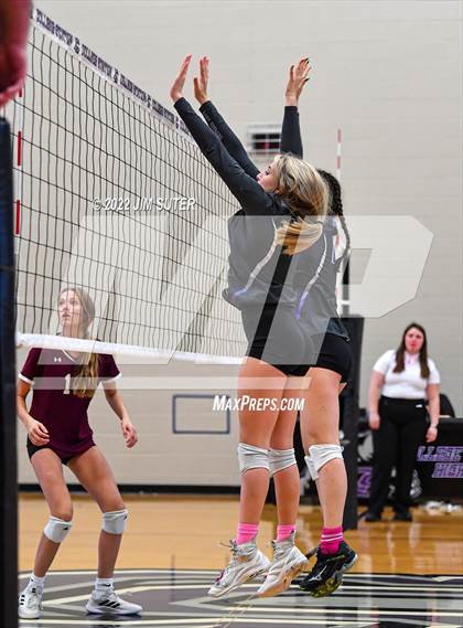 Thumbnail 2 in FR: College Station vs Magnolia photogallery.