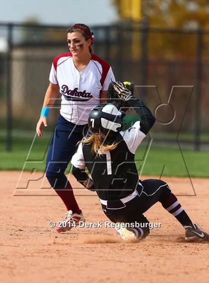 Thumbnail 2 in Horizon vs Dakota Ridge (CHSAA 5A playoff Round 16) photogallery.