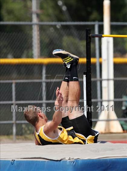 Thumbnail 2 in CIF NS D1 Track & Field Championships (Boys High Jump) photogallery.
