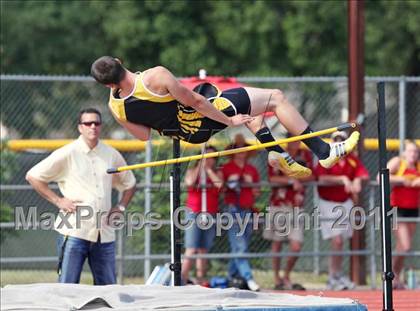 Thumbnail 3 in CIF NS D1 Track & Field Championships (Boys High Jump) photogallery.
