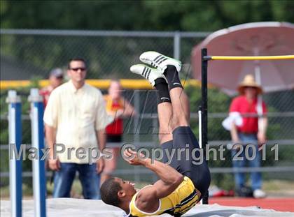 Thumbnail 3 in CIF NS D1 Track & Field Championships (Boys High Jump) photogallery.