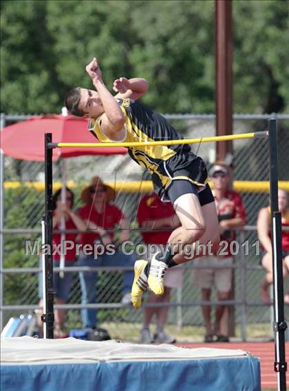 Thumbnail 2 in CIF NS D1 Track & Field Championships (Boys High Jump) photogallery.