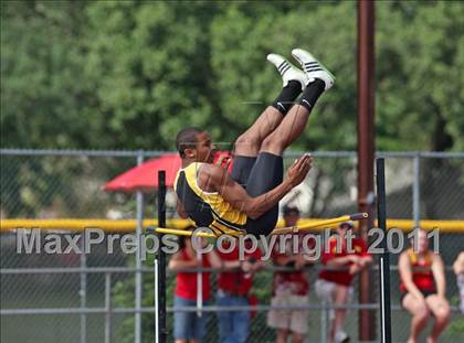 Thumbnail 1 in CIF NS D1 Track & Field Championships (Boys High Jump) photogallery.