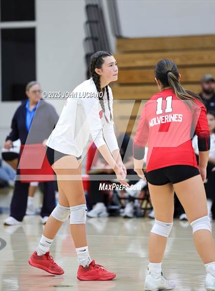Thumbnail 1 in Crean Lutheran @ Harvard-Westlake photogallery.