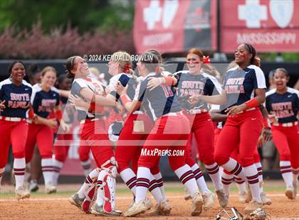 Thumbnail 3 in South Panola vs. Hancock (MHSAA 6A Final) photogallery.