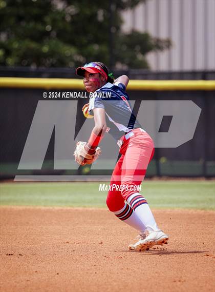 Thumbnail 2 in South Panola vs. Hancock (MHSAA 6A Final) photogallery.